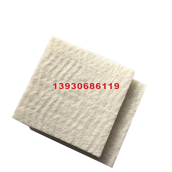 �{�������z